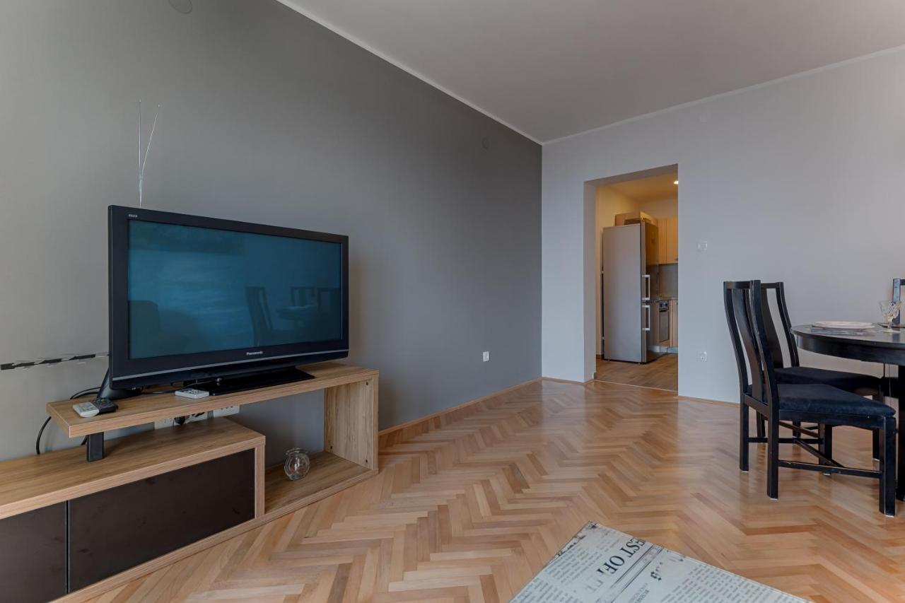 Two Bedroom Apartment Paris Рієка Екстер'єр фото