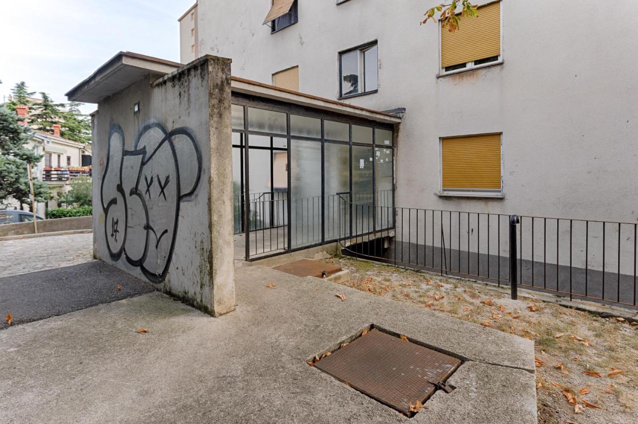 Two Bedroom Apartment Paris Рієка Екстер'єр фото
