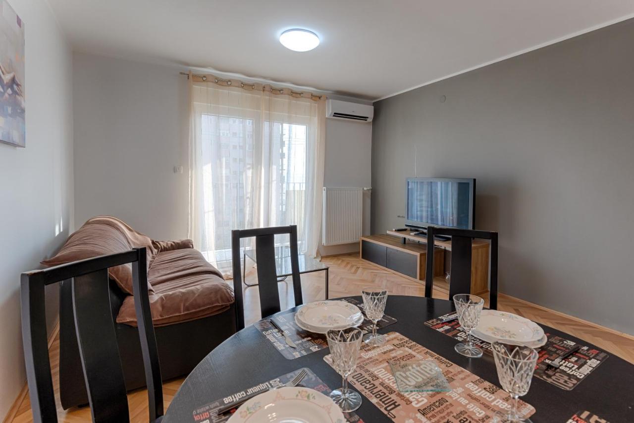 Two Bedroom Apartment Paris Рієка Екстер'єр фото